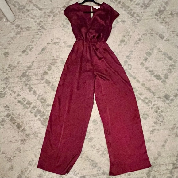 She + Sky Burgundy Satin Wide-Leg Jumpsuit – Size Small - Picture 1 of 5